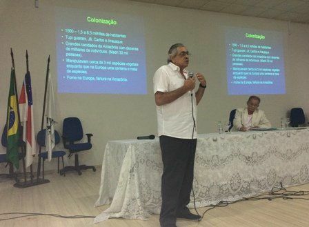 O debate foi antecedido de contextualização histórica e demográfica sobre a saúde pública no Amazonas